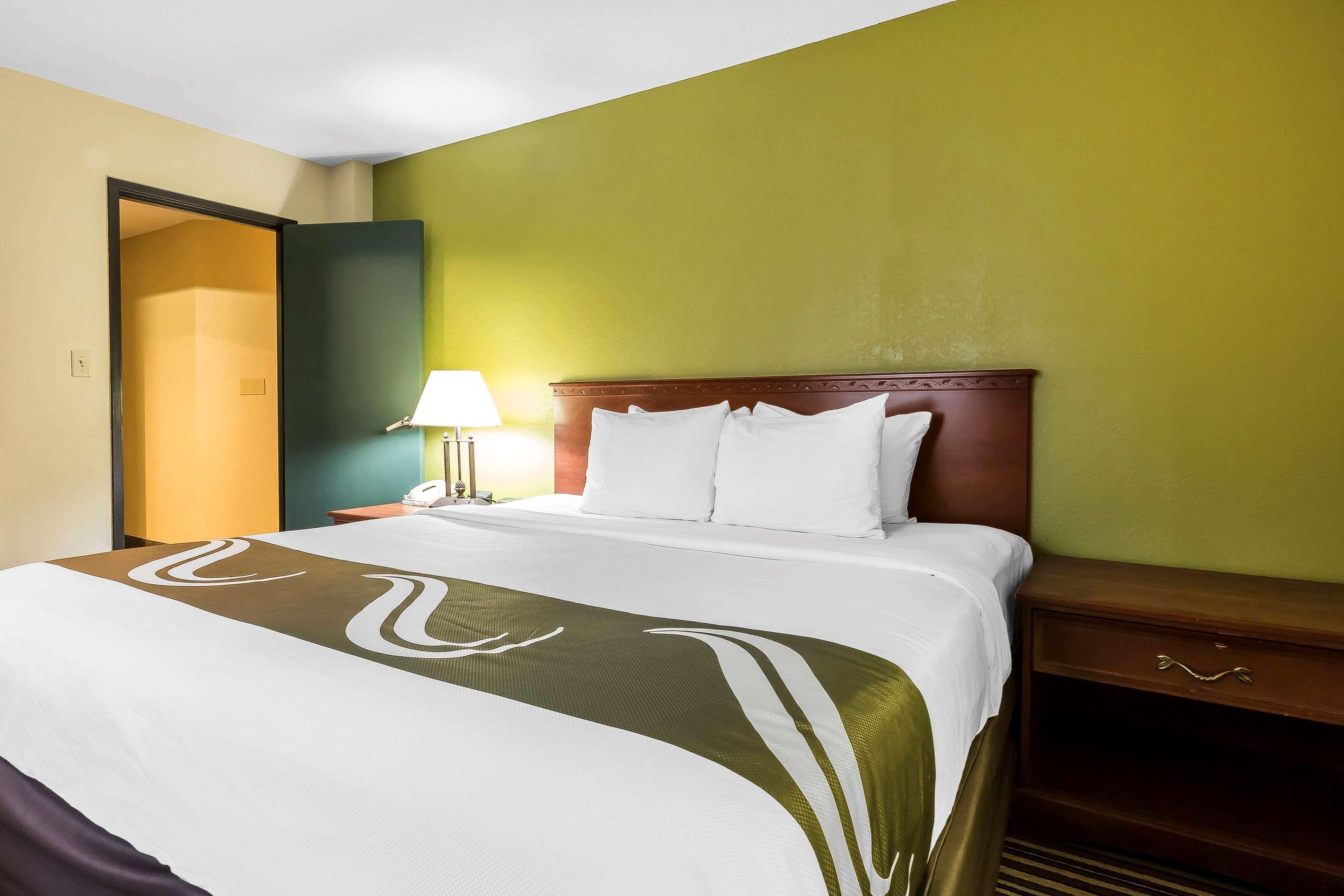 Quality Inn & Suites Columbia I-70 Экстерьер фото