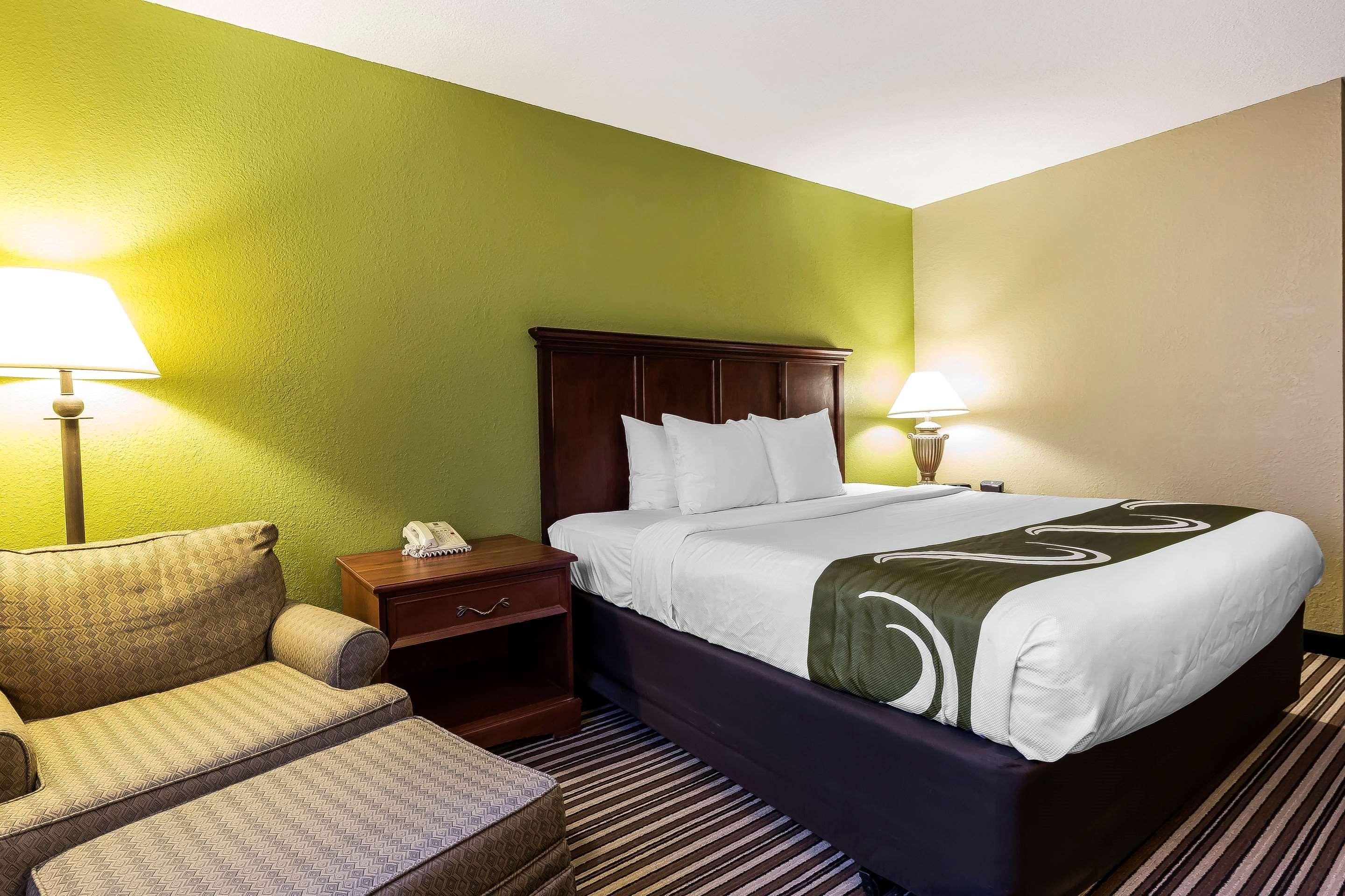 Quality Inn & Suites Columbia I-70 Экстерьер фото