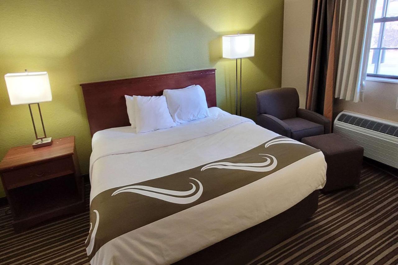 Quality Inn & Suites Columbia I-70 Экстерьер фото