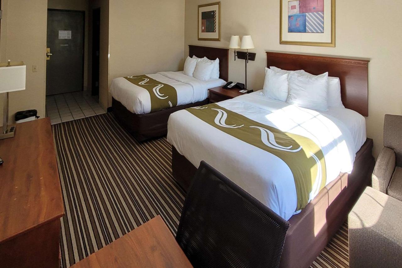 Quality Inn & Suites Columbia I-70 Экстерьер фото